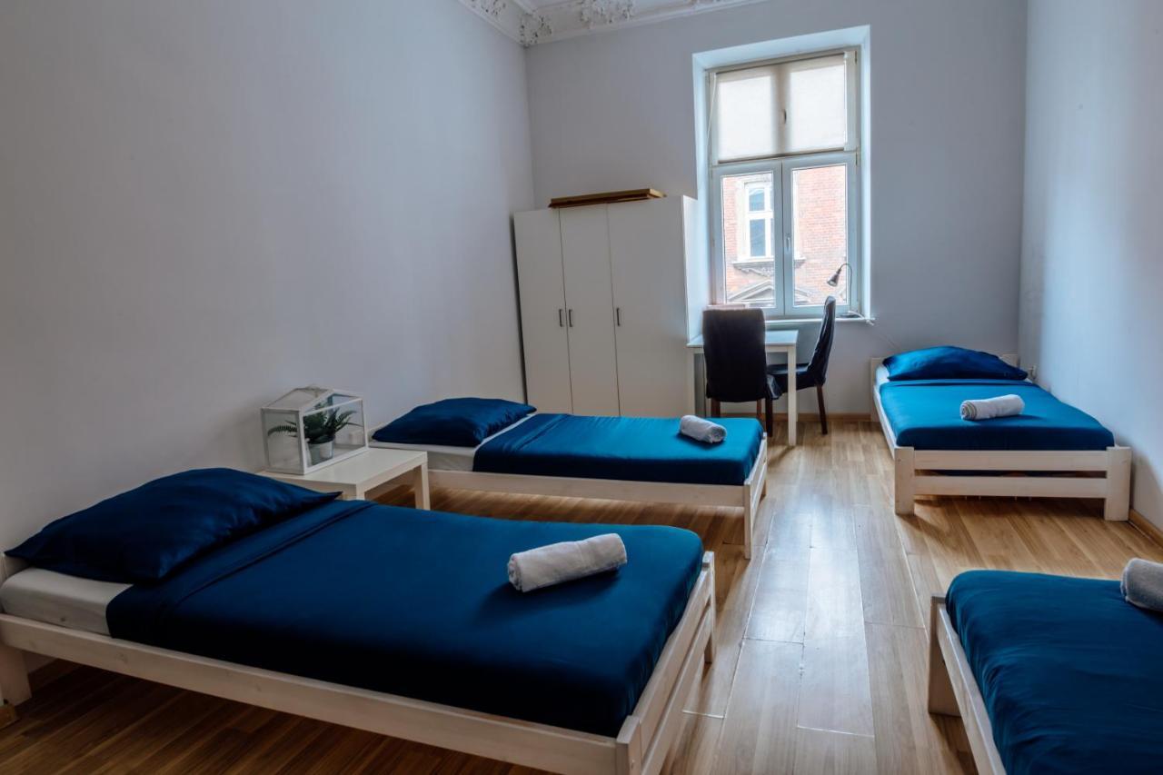 T&T Hostel & Apartments Krakow Bagian luar foto