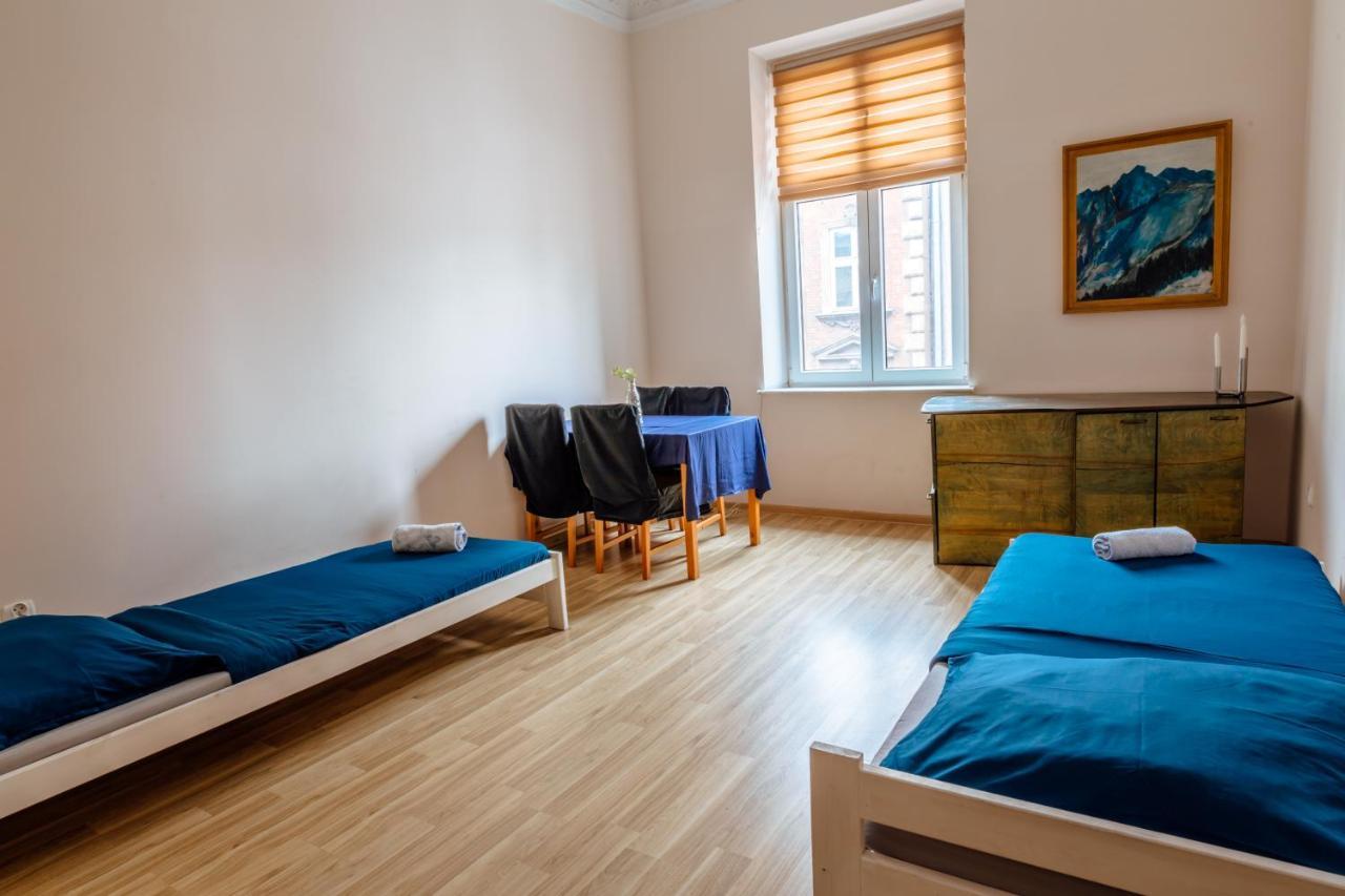 T&T Hostel & Apartments Krakow Bagian luar foto